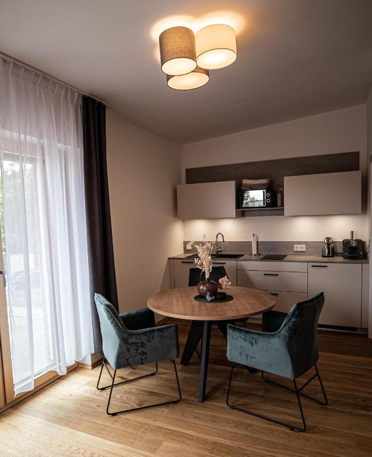 Gober & Freinbichler Weine Von Hand Horitschon Bagian luar foto