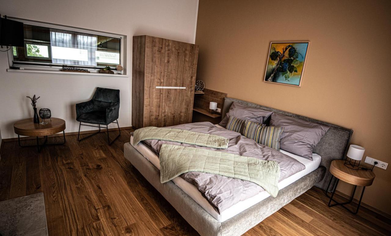 Gober & Freinbichler Weine Von Hand Horitschon Bagian luar foto
